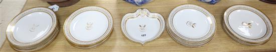 A Paris porcelain part-dessert service, by M Locre (16)